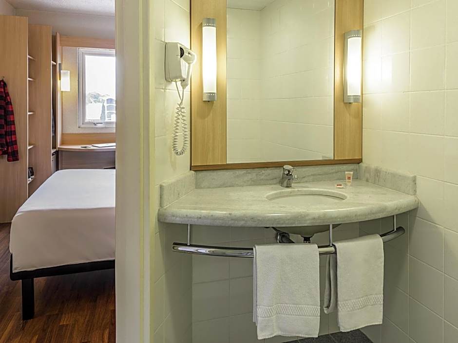 Ibis Blumenau