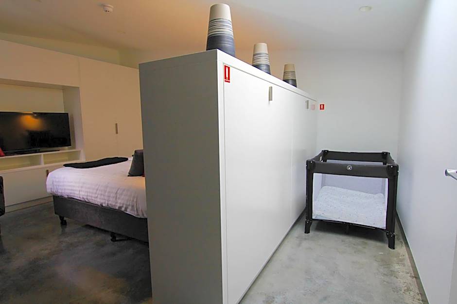 Old Bishop's Quarters