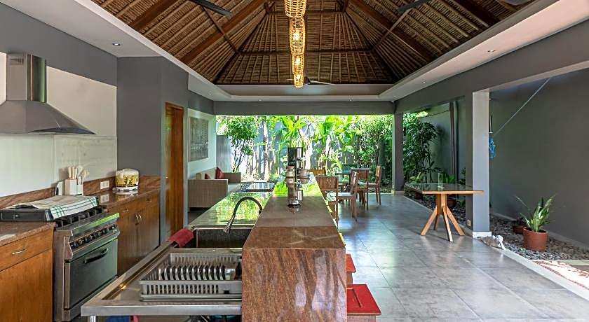 Balinea Holiday Home