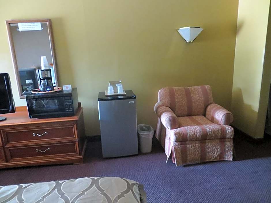 Days Inn by Wyndham Colorado Springs/Garden of the Gods – Colorado Springs, CO