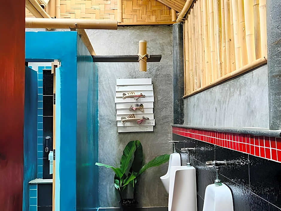 Aha Lanta Cozy Hostel