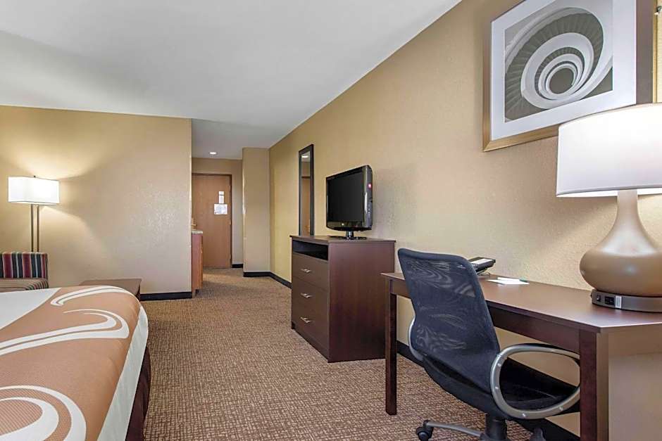 Quality Inn & Suites Lebanon I-65