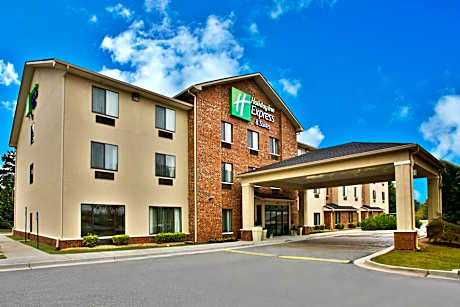 Holiday Inn Express Hotel & Suites Buford NE - Lake Lanier Area By IHG