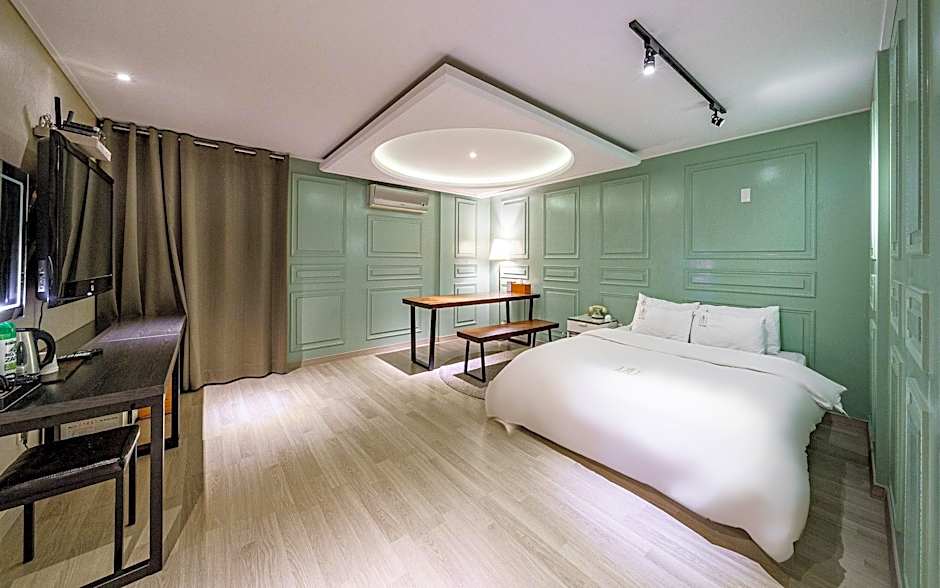 Workers Hotel Ansan by Anook