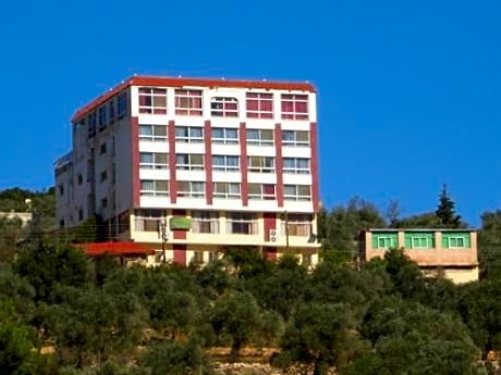 Ajloun Hotel
