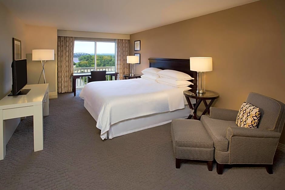 Sheraton Louisville Riverside Hotel