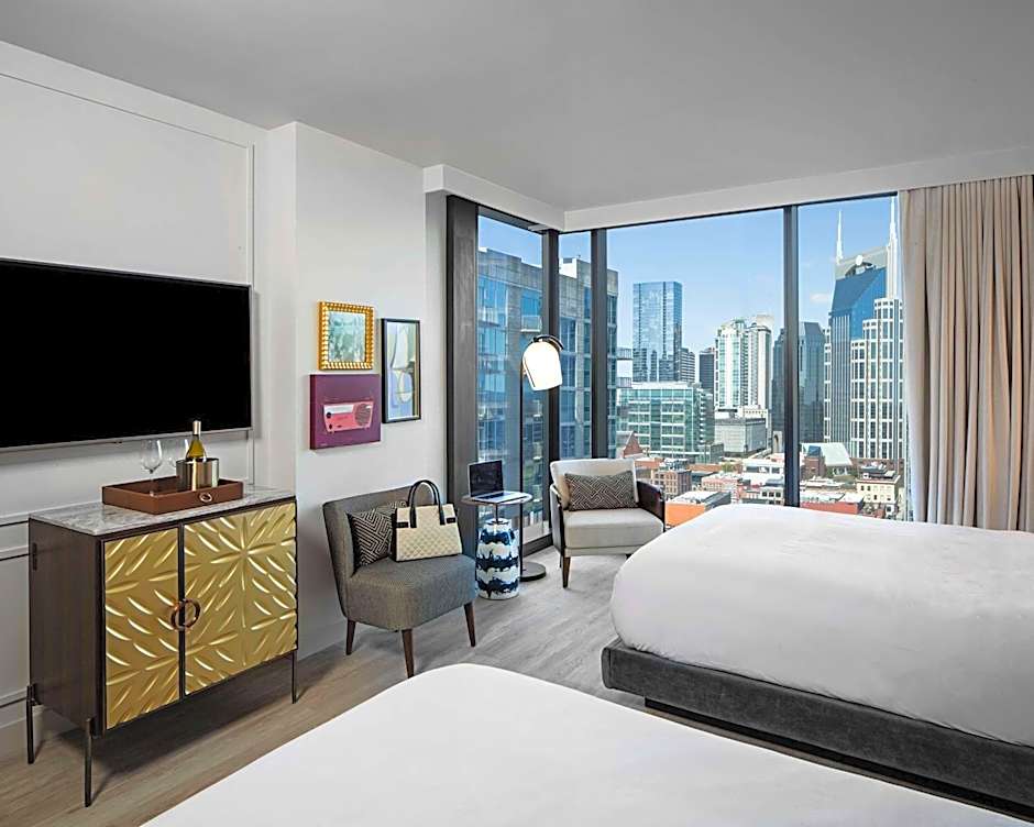 Photo 1 of 5 of 2 Queen Beds, City View