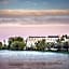 Best Western Plus Lakeside Hotel