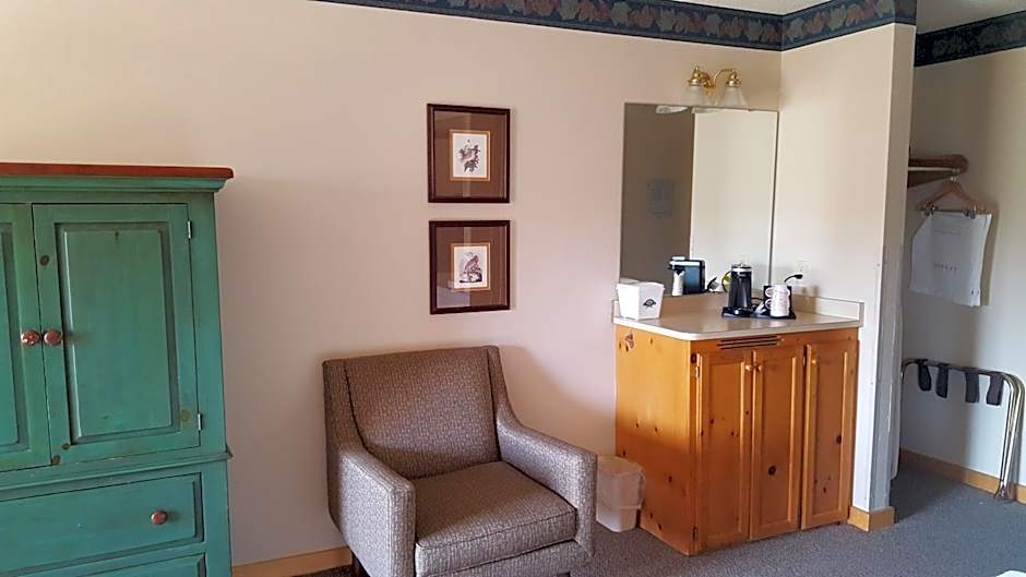 Flat Creek Lodge