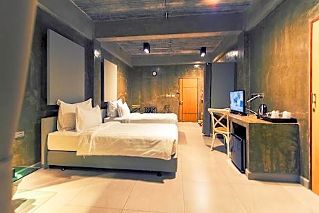 Superior Twin Room