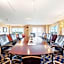Hilton Suites Chicago Oak Brook