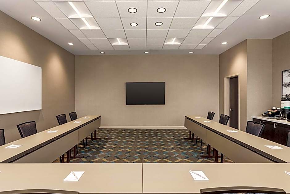 Residence Inn by Marriott New York JFK Airport