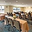 Redondo Beach Hotel, Tapestry Collection by Hilton
