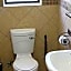 Greenleaf Guest Lodge