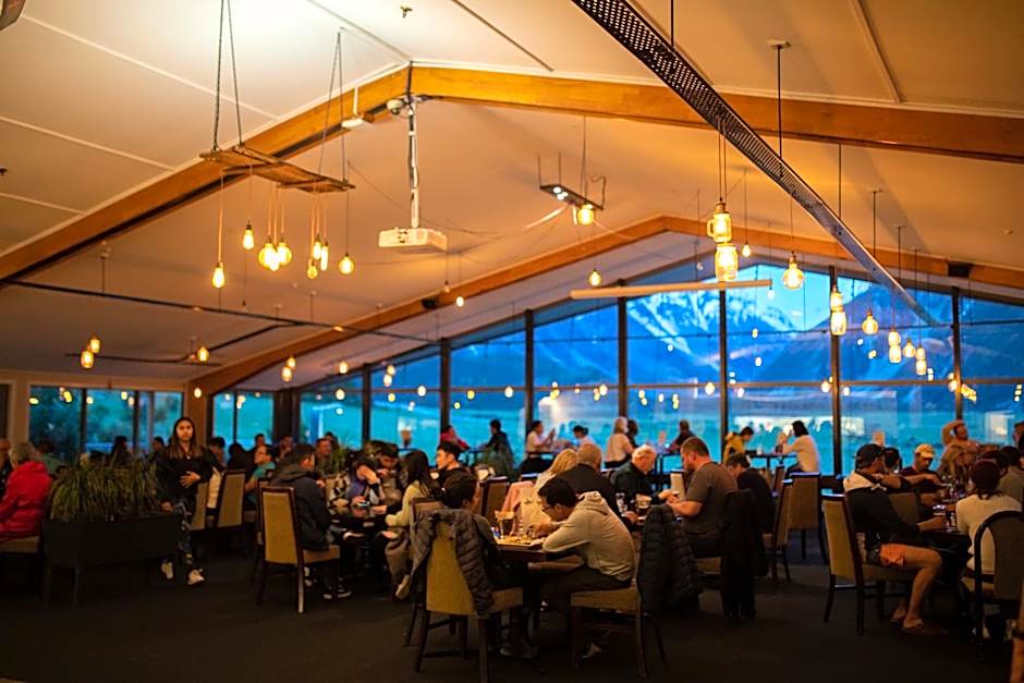 Mt Cook Lodge and Motels