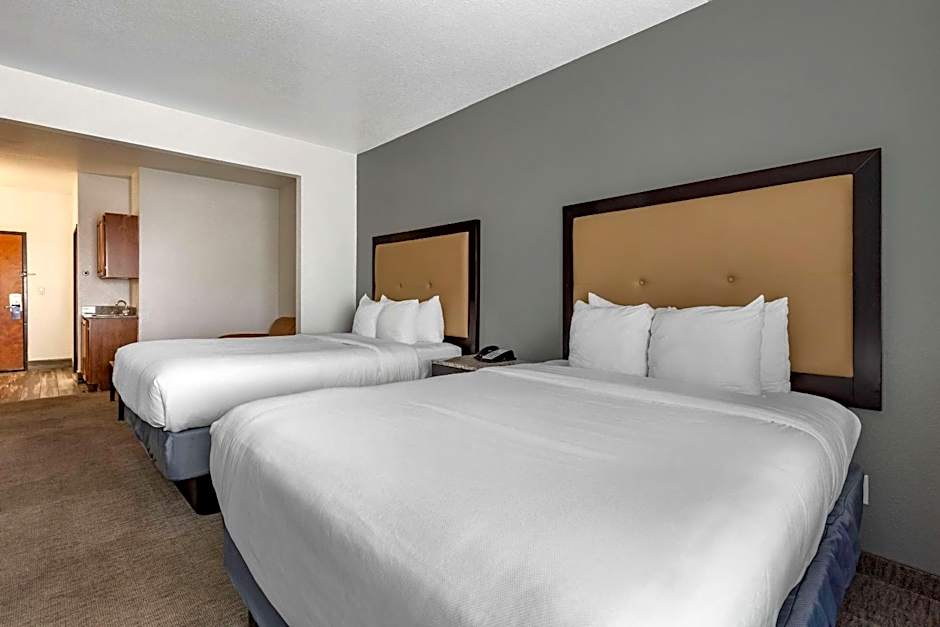 Comfort Inn & Suites Gatesville Near Fort Cavazos