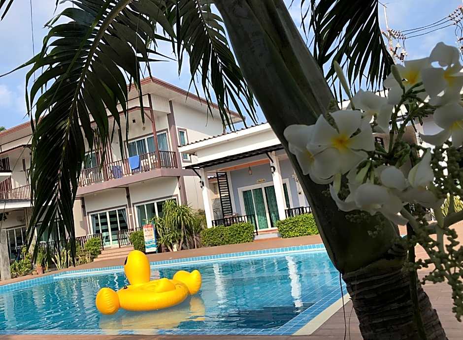 Baancaptainhook pool kohlarn