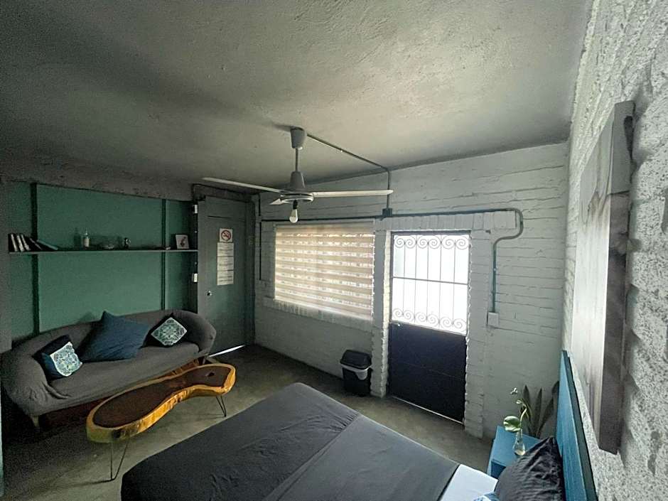 Canova Hostel & Pizza