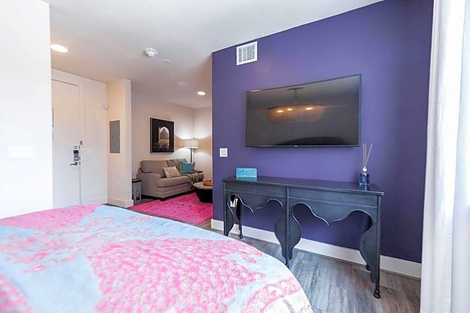 The Bishop Arts Hotel by Qresorts