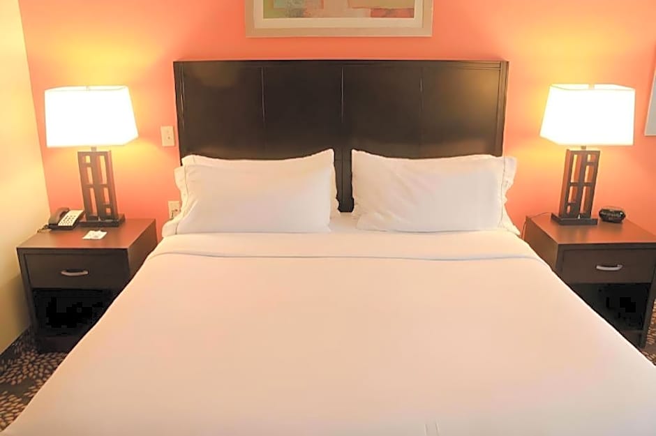 Holiday Inn Express Hotel & Suites Grand Island By IHG