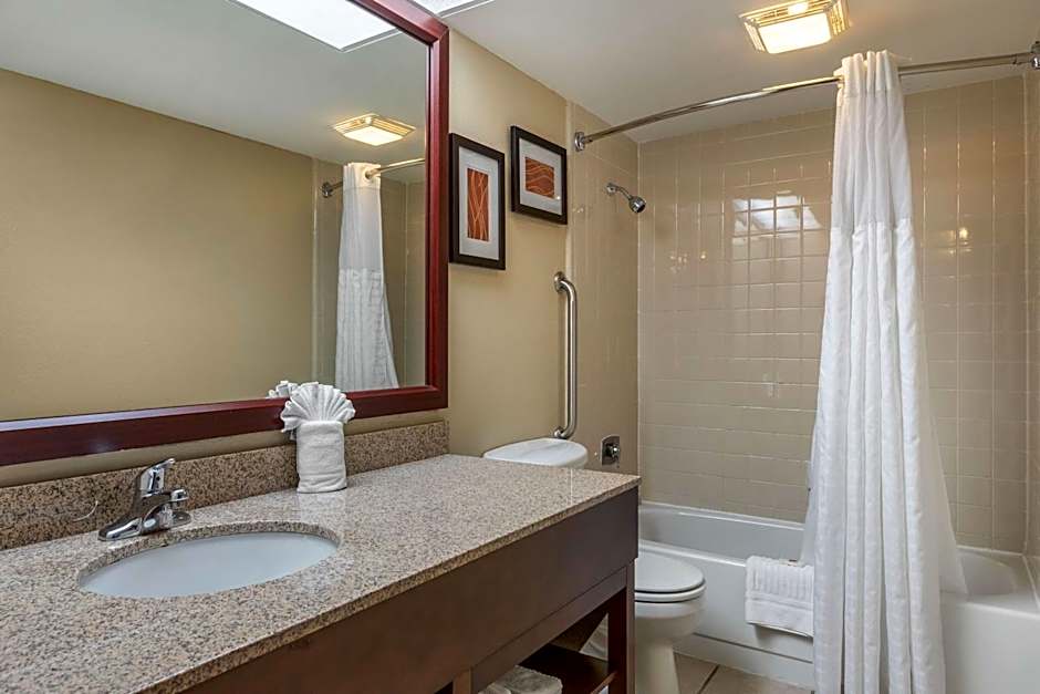 Comfort Inn Grand Rapids Airport