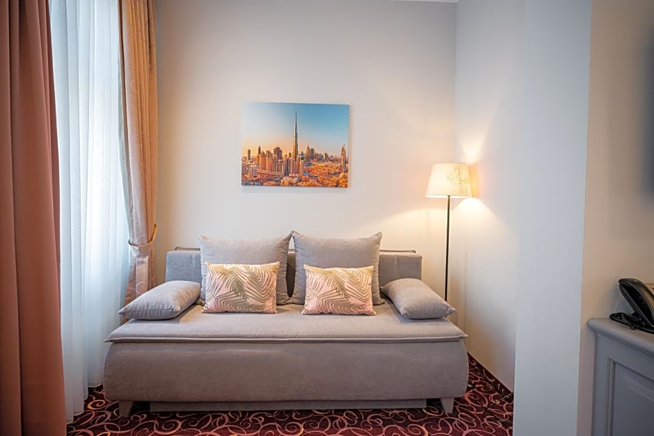 Golden Key Boutique Hotel