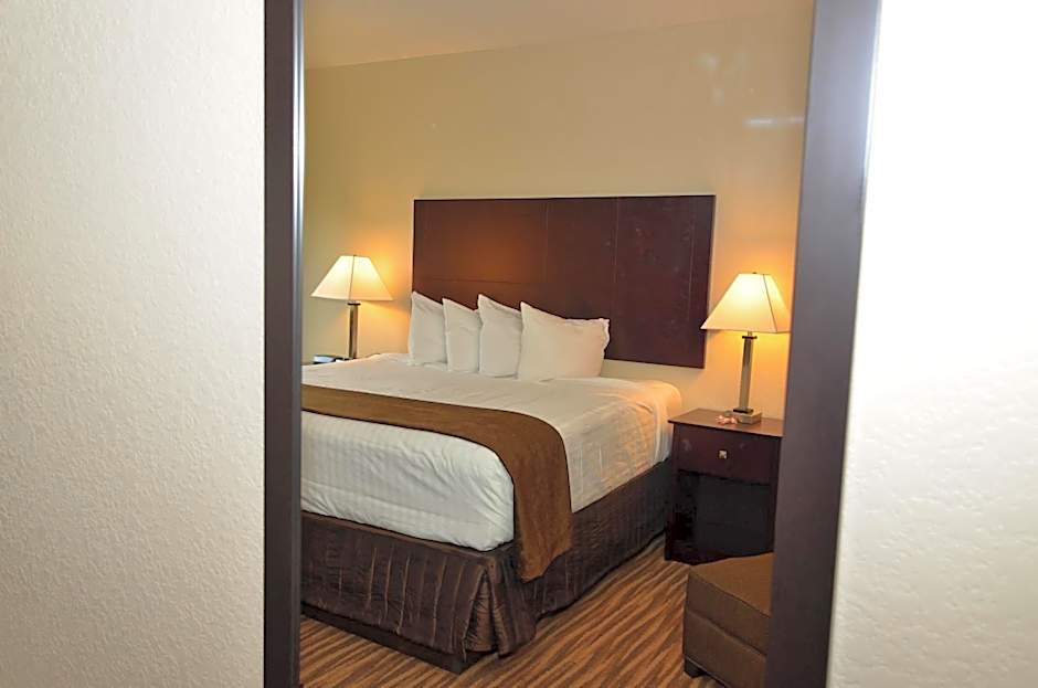 Cobblestone Inn & Suites - Clarion