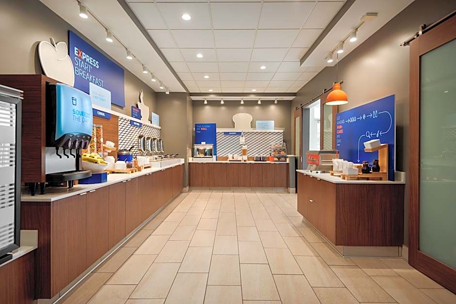 Holiday Inn Express & Suites - Yuba City - Marysville By IHG