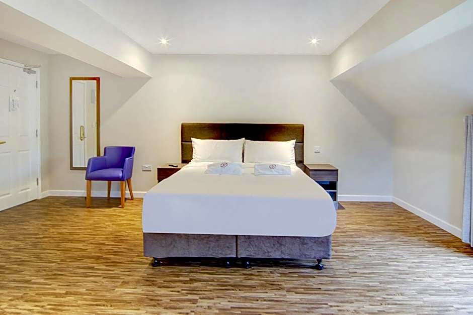 The Gissons Hotel - Exeter Airport & M5