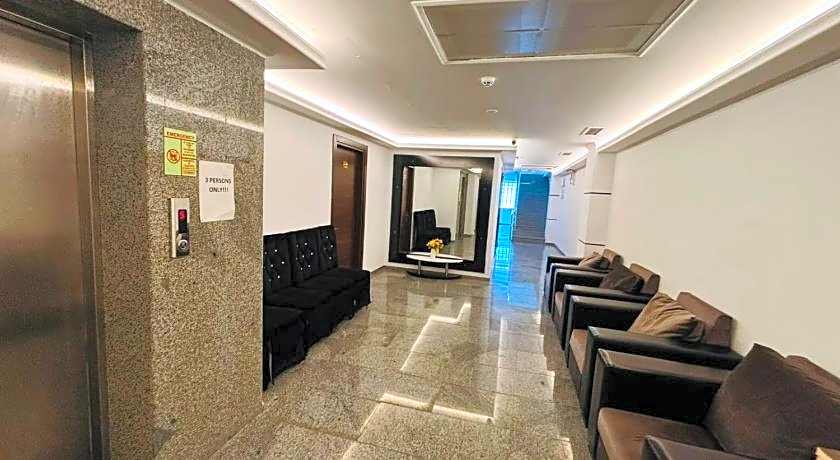 Argo Hotel