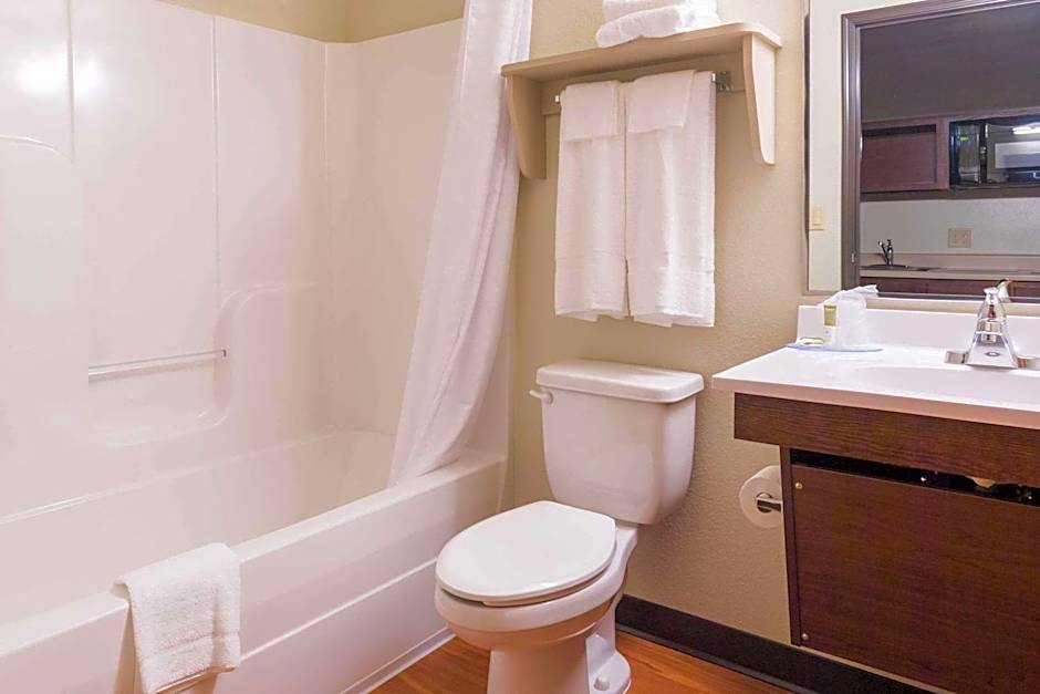 WoodSpring Suites Lafayette