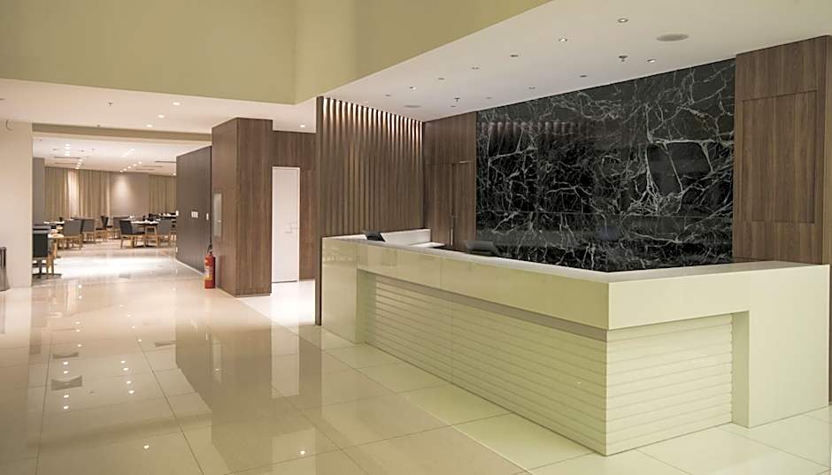 Americas Barra Hotel