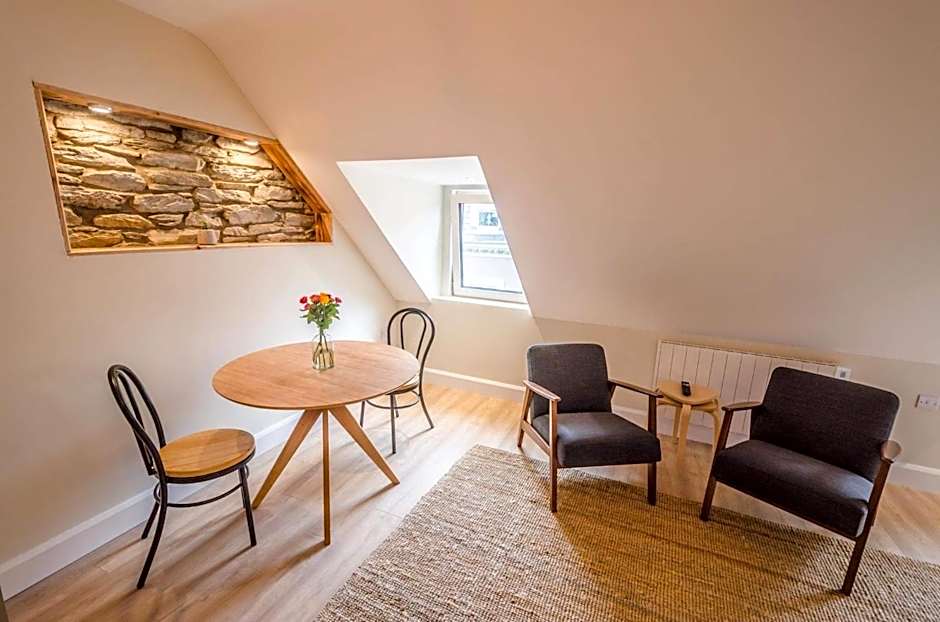 Rookery Lane Food and Lodging