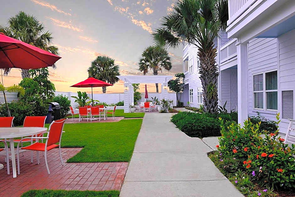 Lighthouse Inn at Aransas Bay