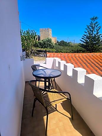 Artemis Hotel-MeRaki Restaurant