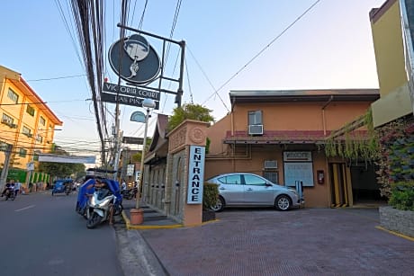 Victoria Court Las Pinas