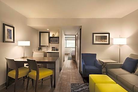 Suite Two Double Beds Non Smoking