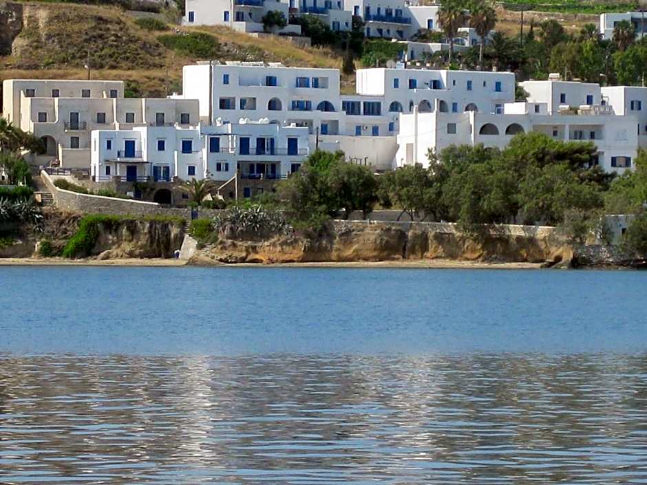 Stratos Apartments & Studios