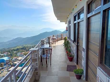 Goroomgo Himalaya Darshan Berinag