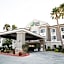 Holiday Inn Express Hotel & Suites Hesperia By IHG