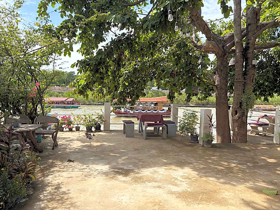 Loymanee House