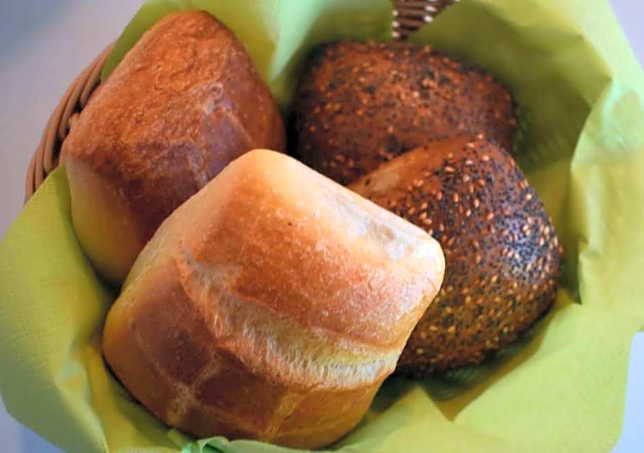 Hotel Sonnenschein - Spielerei im Sonnenschein