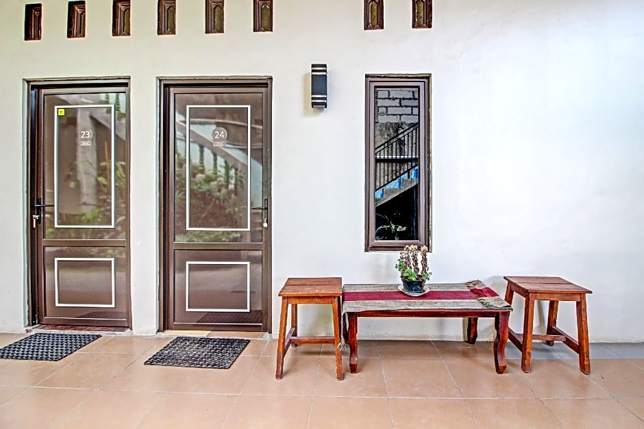 SPOT ON 92732 Bagus Jaya Hotel