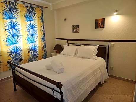 Economy Double Room with Shared Bathroom