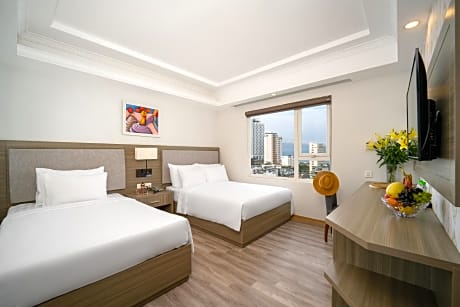 Deluxe Triple Room with Seaview