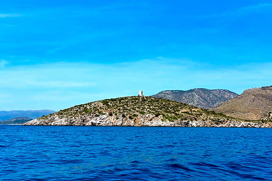 Almiriki Chios Rooms & Apartments