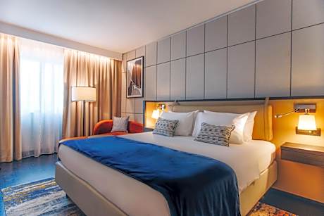 Standard King Room with Mini-bar