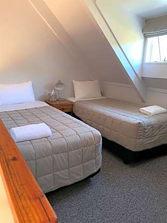 Studio - Split Level