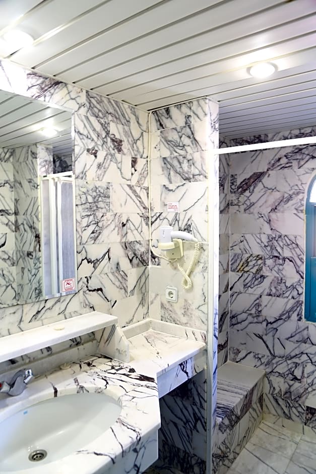 Grand Aquarium Apart