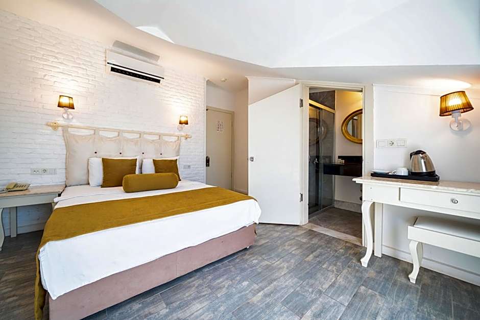 Ata Lagoon Beach Hotel